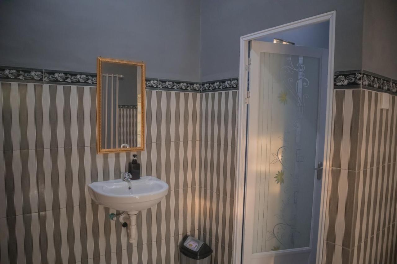 Prasi Sunrise Homestay Toyapakeh Екстериор снимка
