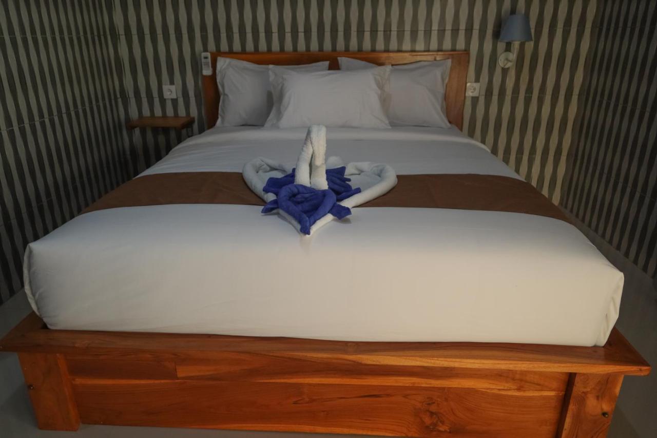 Prasi Sunrise Homestay Toyapakeh Екстериор снимка